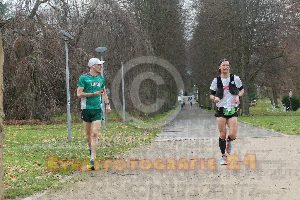 230108_1243_EX1_2485 | Sportfotografie im Rhein-Sieg Kreis, Köln, Bonn, NRW, Rheinland Pfalz, Hessen, etc. Unser Tätigkeitsfeld umfasst den Laufsport vom Volkslauf über den Marathon, Duathlon, Triathon bis zum Ultralauf wie Kölnpfad Ultra oder Schindertrail.