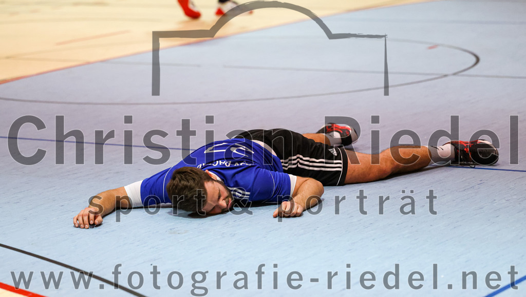 2022-10-08_081_SpVgg_Altenerding_gegen_ASV_Dachau | Erding, Deutschland, 08.10.2022:
Handball, Bezirksoberliga Männer 2022 / 2023, 4. Spieltag, SpVgg Altenerding gegen ASV Dachau, Endergebnis: 23:23

Ludwig Streller (ASV Dachau, #27)

Foto: Christian Riedel / fotografie-riedel.net