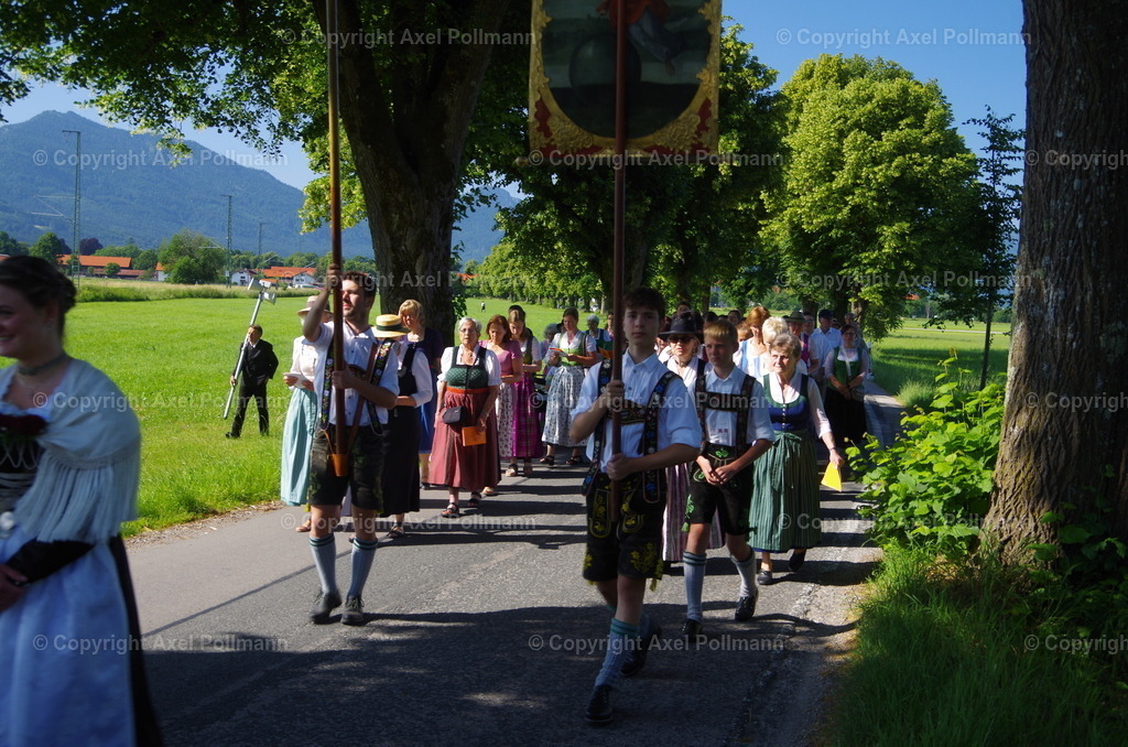 IMGP5059 | fotografiert von Axel PollmannLeonhardi Wallfahrt Benediktbeuern und Murnau, Fronleichnam, Fasching, Landschaft im Loisachtal und Benediktbeuern  - Realisiert mit Pictrs.com