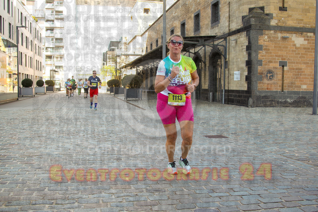 240921_1339_EV4_8918 | Sportfotografie im Rhein-Sieg Kreis, Köln, Bonn, NRW, Rheinland Pfalz, Hessen, etc. Unser Tätigkeitsfeld umfasst den Laufsport vom Volkslauf über den Marathon, Duathlon, Triathon bis zum Ultralauf wie Kölnpfad Ultra oder Schindertrail.