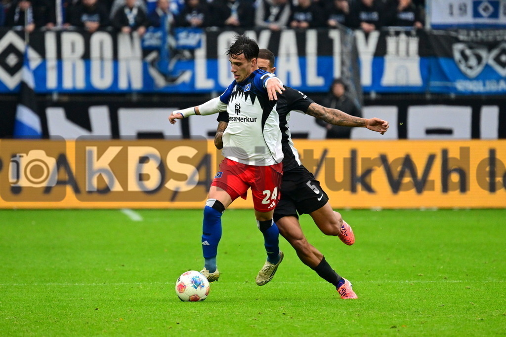 KBS Picture_HSV-Wolfsburg_023 | v.v. Capaldo Nicolas (HSV) , de Souza Costa Viniciius (VfL Wolfsburg) ,Sportplatz :  Volksparkstadion, - Realisiert mit Pictrs.com
