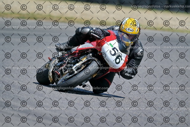 25bt04-1122 | markuskiefer.com - Realisiert mit Pictrs.com
