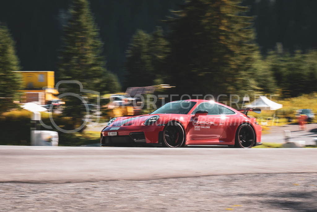 21. Arosa ClassicCar 2025 - 6. =September= 2025 | Renntaxi am Arosa ClassicCar..@arosaclassiccar, @arosa.official, #arosaclassiccar, #arosa, #76curves, #classiccarBild: Sportfotografie Markus Aeschimann | www.markus-aeschimann.ch - Realisiert mit Pictrs.com
