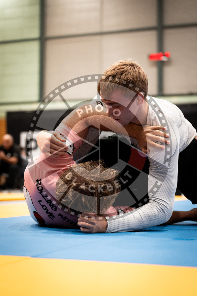 20250906PBB2396 | Fighters compete during the ADCC European Trials  competition in Warsaw, Poland, on September 6, 2025.