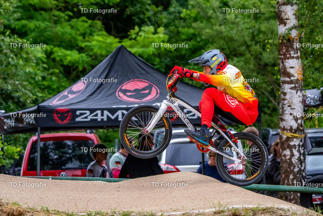 BayBMX2026-05588 | Fotogalerie von Thomas Dettweiler mit Eventbildern und lizenzfreien Fotos. Perfekt als Wandbild, für Büro, Website oder private Nutzung. - Realisiert mit Pictrs.com