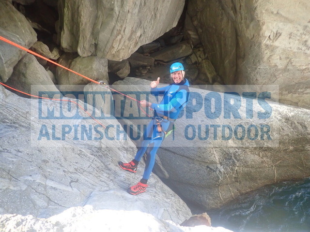 P9210071 | Bestelle die Bilder deines Berg- oder Wasser-Abenteuers mit Mountain Sports bequem von zu Hause aus direkt über unseren Online Fotoshop von pictrs.com. - Realisiert mit Pictrs.com