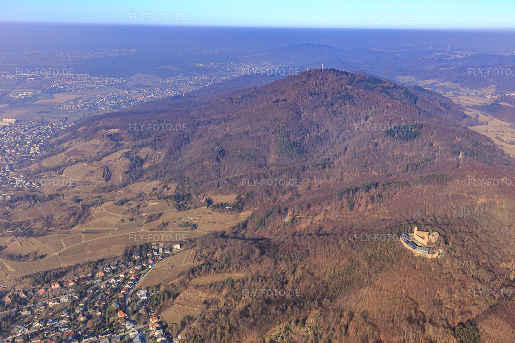Luftbild: Schloß Auerbach im Ortsteil Auerbach in Bensheim im Bundesland Hessen in Deutschland. Foto: IMG_096722.jpg vom 15.02.2017 durch Werner Riehm/FLY-FOTO.deSchloss Auerbach | Rittermahle, Ritterspiele, Turiere, Burg und Restaurant
