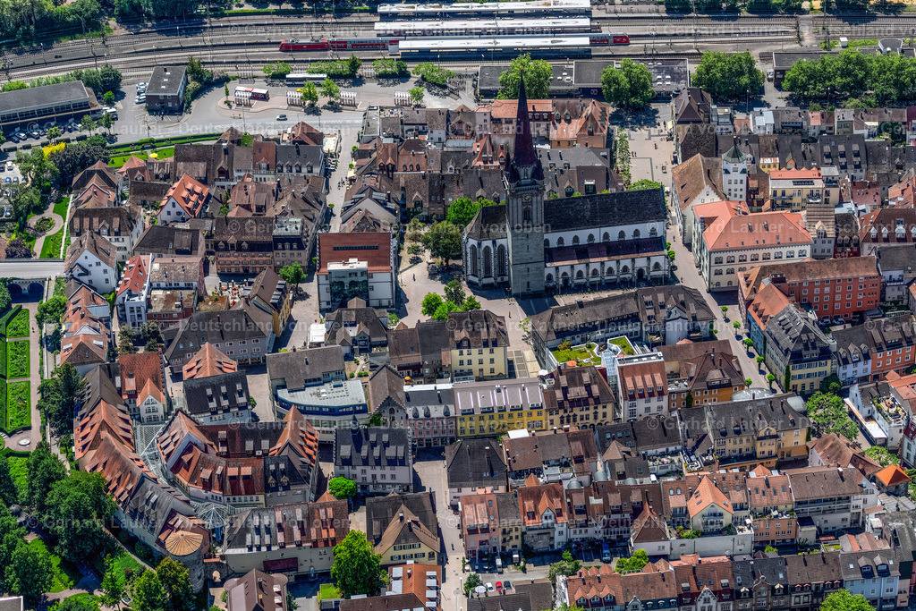 4027505 | RADOLFZELL AM BODENSEE 17.05.2020 Stadtansicht vom Innenstadtbereich in Radolfzell am Bodensee im Bundesland Baden-Württemberg, Deutschland. // City view of the city area of in Radolfzell am Bodensee in the state Baden-Wurttemberg, Germany. Foto: Gerhard Launer