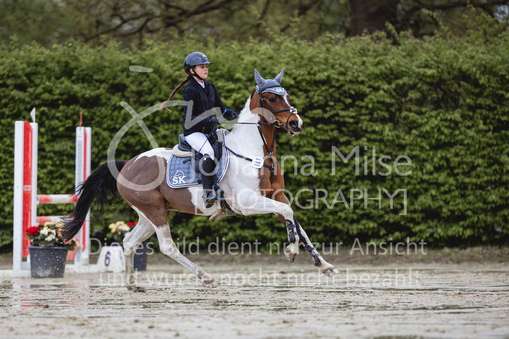240426_Olfen-Vinnum_PonyTrophy-352 | Deine schönsten Turniermomente als professionelle Fotos! Entdecke hochwertige Pferdesport-Fotografie im Online-Shop. Jetzt Fotos finden & bestellen!