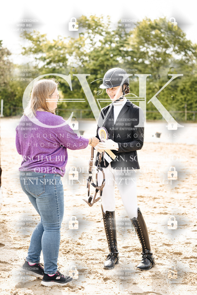 CK703603 | Turnierfotografie Pferdefotografie Trier Rheinland-Pfalz Pferdesport Reitsport Tierfotografie Sportfotografie Pferdevideo Pferdevideografie Equestrianvideography equestrianphotography  - Realisiert mit Pictrs.com