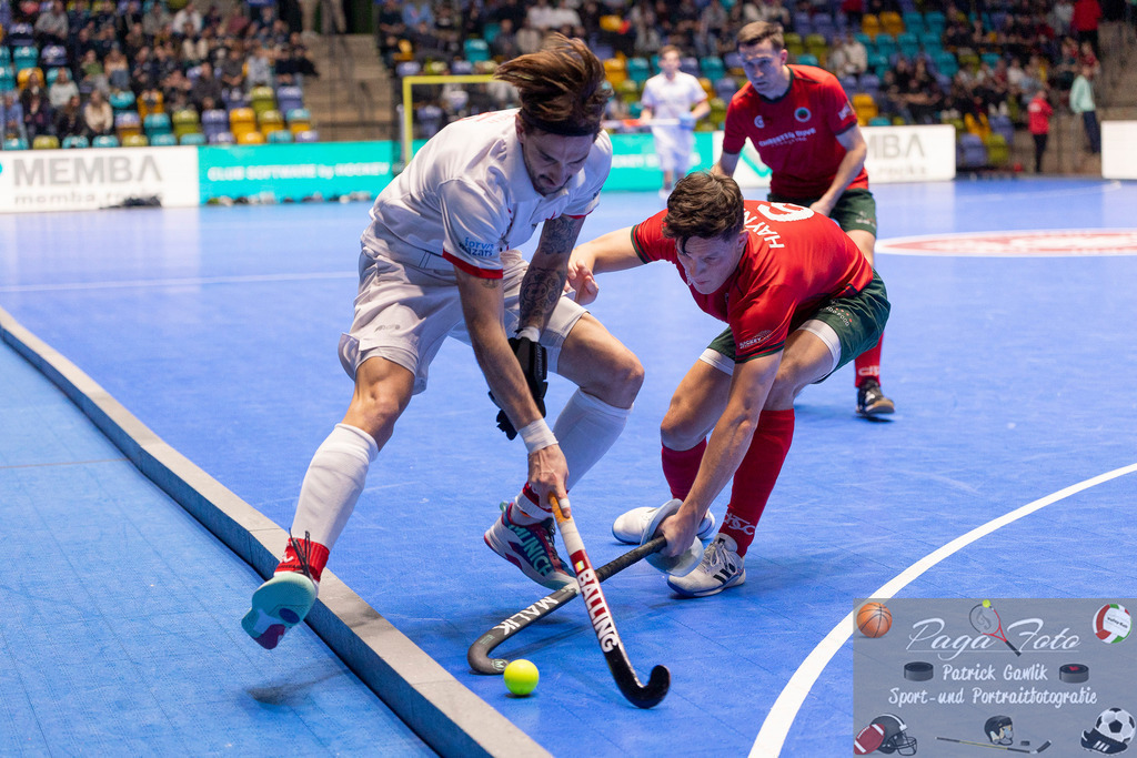 Volvo E.R.B. Final 4 Halbfinale Männer: TSV Mannheim Hockey - Crefelder HTC, 25.01.2025 | Manuel Prol (TSV Mannheim #5) & Julius Hayner (Crefelder HTC #6), TSV Mannheim Hockey - Crefelder HTC, Frankfurt, Süwag Arena, 25.1.2025 - Realisiert mit Pictrs.com