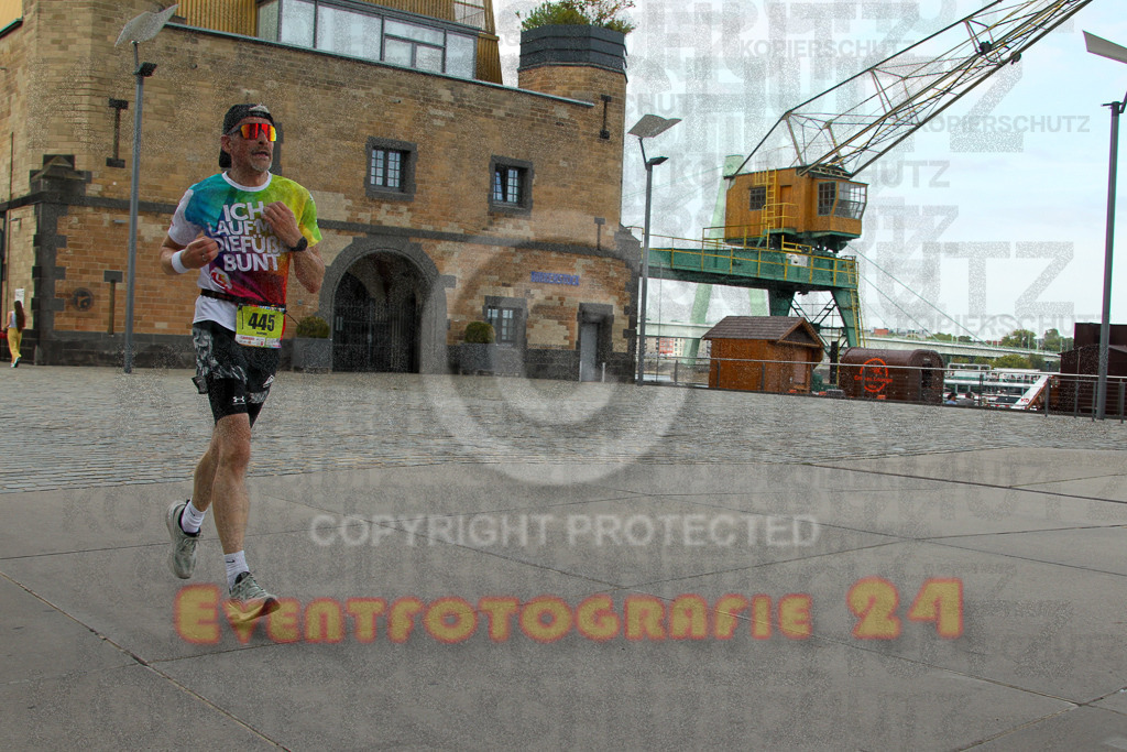 250920_1519_EV4_8432 | Sportfotografie im Rhein-Sieg Kreis, Köln, Bonn, NRW, Rheinland Pfalz, Hessen, etc. Unser Tätigkeitsfeld umfasst den Laufsport vom Volkslauf über den Marathon, Duathlon, Triathon bis zum Ultralauf wie Kölnpfad Ultra oder Schindertrail.