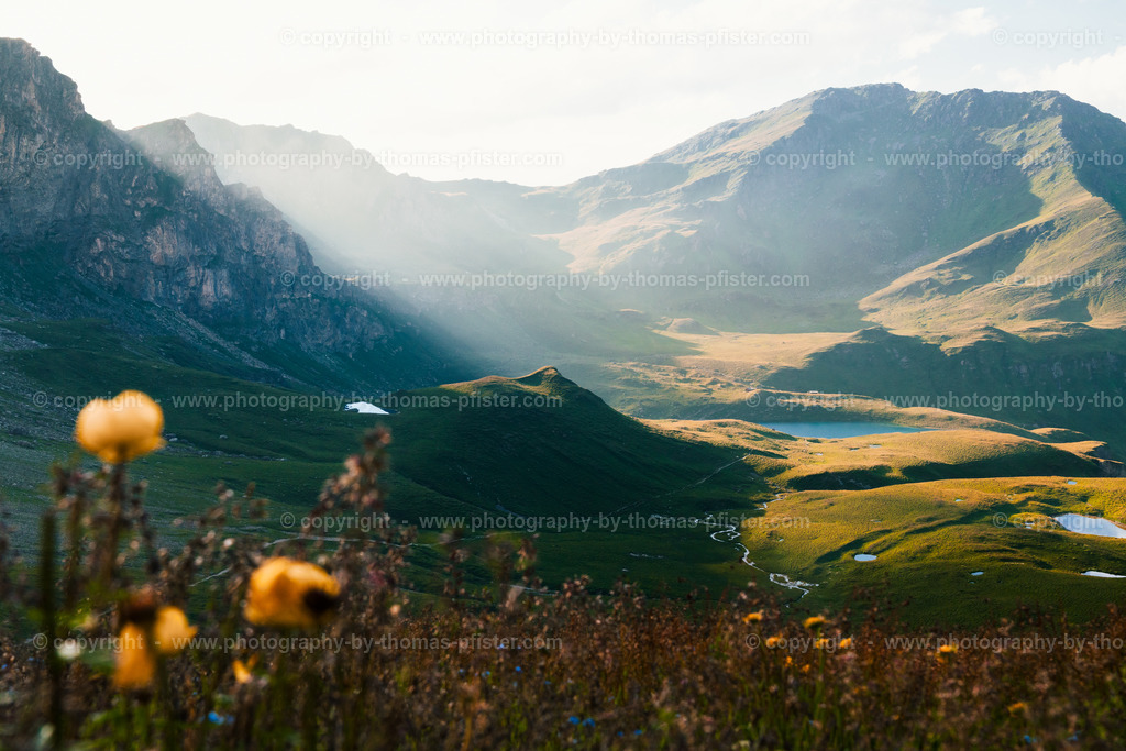 Ramsjoch Blick zum Torsee copyright  Thomas Pfister-1 | PHOTOGRAPHY BY THOMAS PFISTER