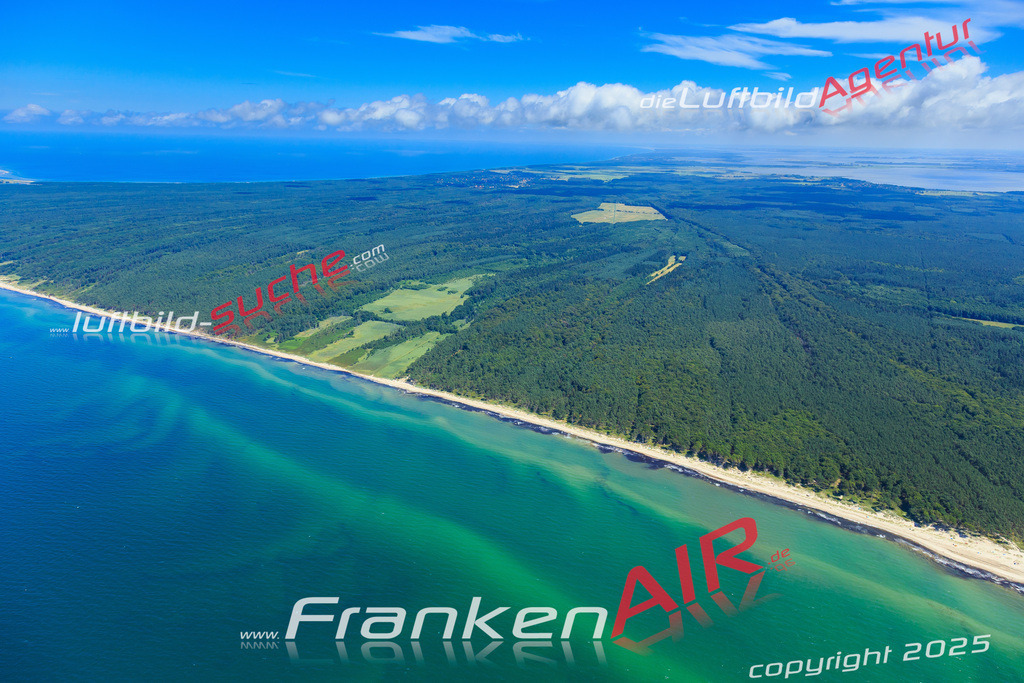 Luftbild von  Born-am-darß - Luftaufnahme wurde 2016 von https://frankenair.de mittels Flugzeug (keine Drohne) erstellt - die Geschenkidee