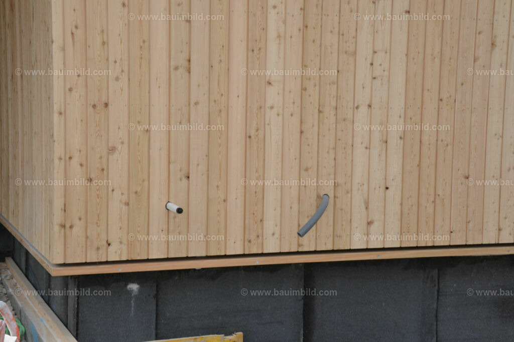 bib-lg13-holzbau-ausbau-0141 | Nach LV-Leistungsgruppen sortierte Detailfotos über den Bau eines Hauses. Alle Hausbau-Bilder direkt vom Urheber und Autor der Website Haus-Selber-Bauen.com