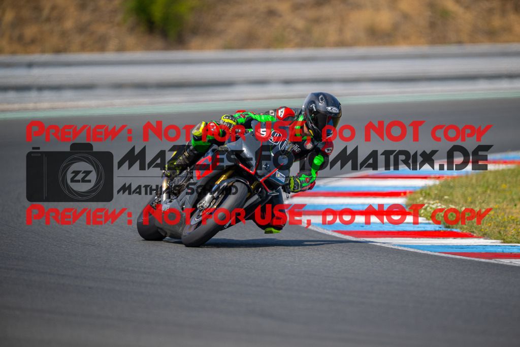 MaZZes-Fotomatrix-20260805-527593 | OPEN