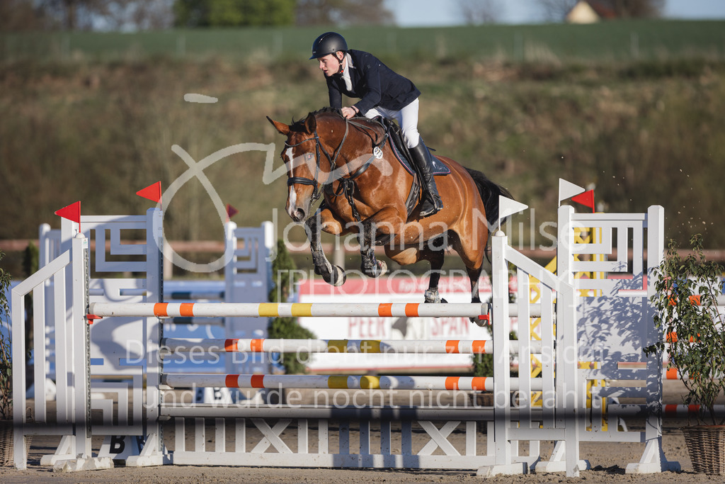 220416_6_M-Spr-605 | Frühlingsfest der Pferde
Herford
16.April 2022
Springprüfung Kl.M* geschlossen
