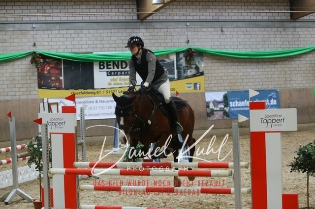 IMG_0584 | Turnierfotos kaufen im Webshop von Daniel Kuhl Photography – entdecke professionelle Reitsportfotos aus Turnieren & Events. Hochwertige Turnierbilder online bestellen & sichern. Jetzt Fotos von Reitsportturnieren kaufen!