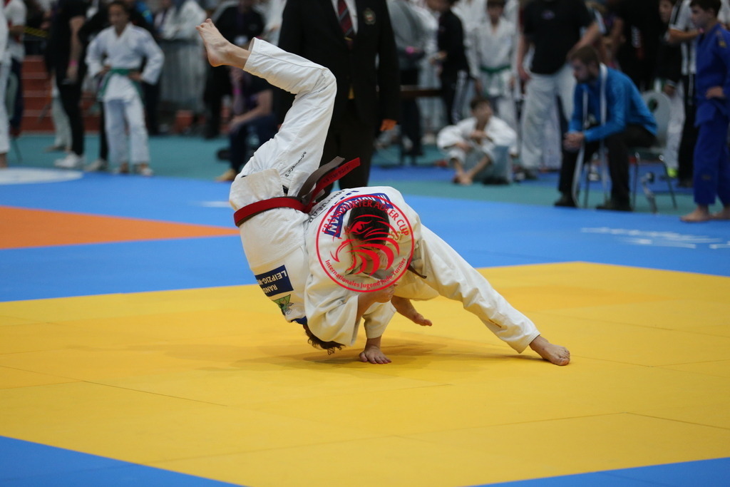 AT3Y1874 | Fotos vom Adler Cup - Pictures from Adler Cup

Hier findet Ihr alle Eindrücke und großen Momente der Adler Cup Wochenenden. Here you will find all impressions and great moments of the Adler Cup weekends. - Realisiert mit Pictrs.com