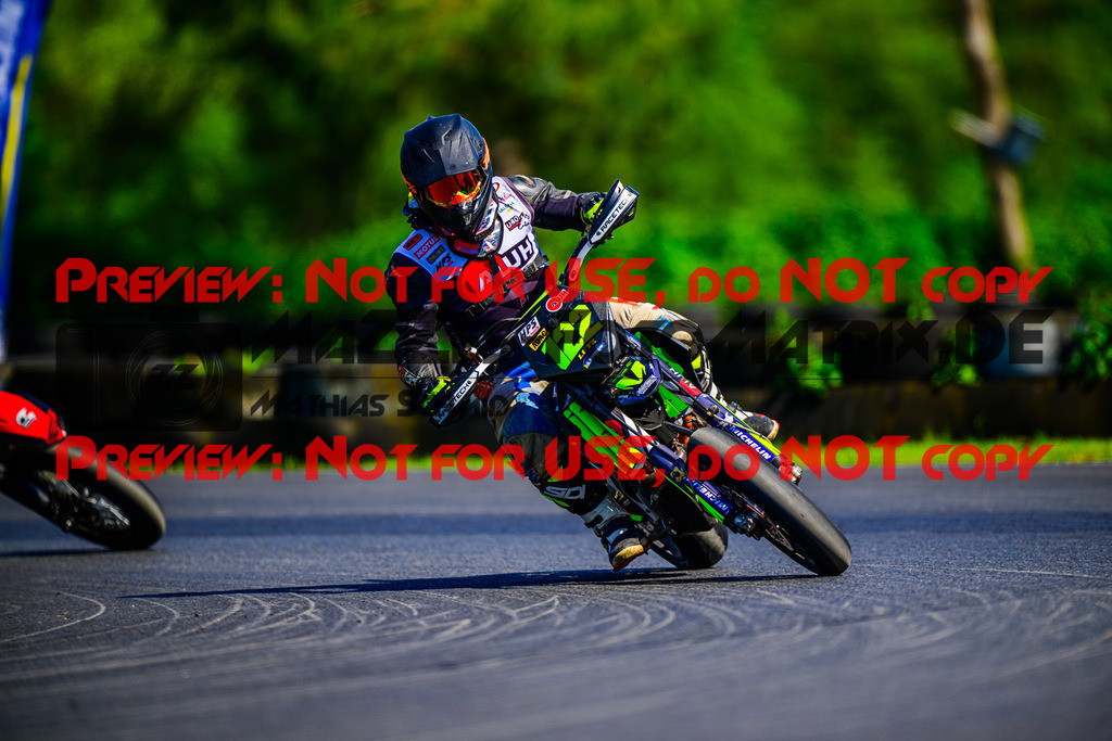 MaZZes_FotoMatrix_240511_6007705_5398 | UE40