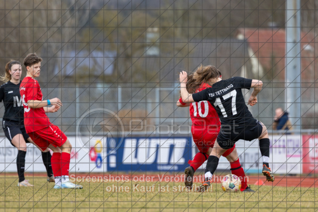 20250223_133604_0265 | #,1.FC Donzdorf (rot) vs. TSV Tettnang (schwarz), Fussball, Frauen-WFV-Pokal Achtelfinale, Saison 2024/2025, Rasenplatz Lautertal Stadion, Süßener Straße 16, 73072 Donzdorf, 23.02.2025 - 13:00 Uhr,Foto: PhotoPeet-Sportfotografie/Peter Harich