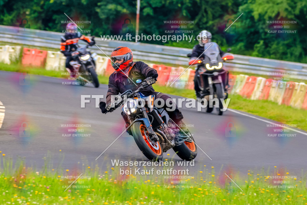 VBK-6674 | Hier findet Ihr Bilder von Touristenfahrten auf der Nürburgring Nordschleife oder von anderen Veranstaltungen die ich besucht habe. Viel Spass beim Durch Schauen 
