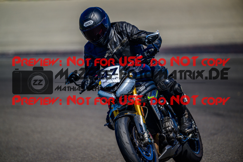 MaZZes_Fotomatrix_20250519_6007705_1388 | GELB