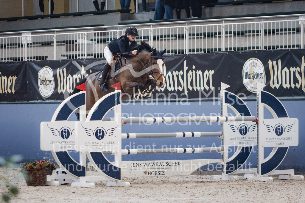 230212_Warstein_Junior-M-320 | Deine schönsten Turniermomente als professionelle Fotos! Entdecke hochwertige Pferdesport-Fotografie im Online-Shop. Jetzt Fotos finden & bestellen!