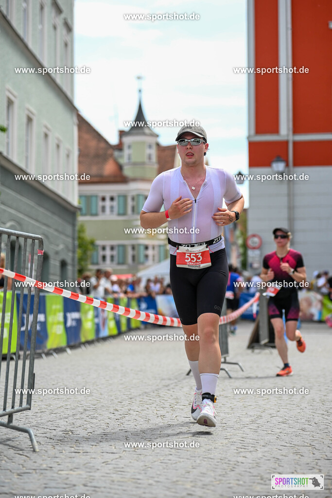 SZI_9042 | Stadttriathlon Erding 2025. #yourpictrs #sportshot_your_pictrs @Sportshotphotography #stadttriathlonerding Copyright: www.sportshot.de