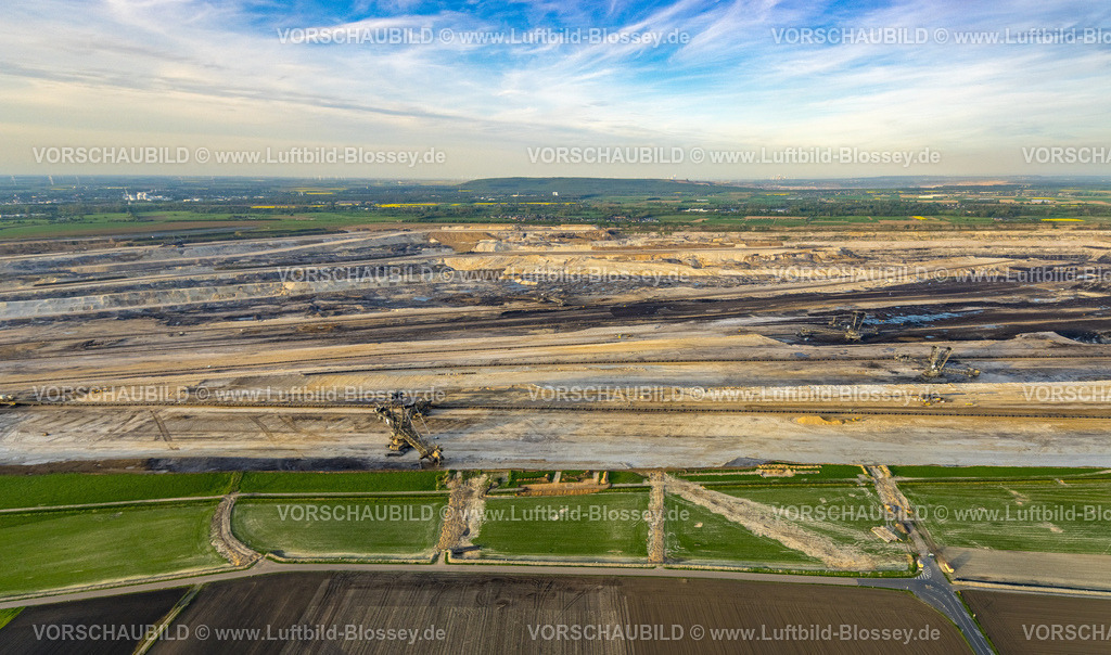 Inden240403595BraunkohleTagebauRWE | Luftbild, BraunkohleTagebau Inden der RWE Power AG, Versorgung des Kraftwerks Weisweiler,  Schaufelradbagger, Rheinisches Braunkohlerevier, Inden, Rheinland, Nordrhein-Westfalen, Deutschland