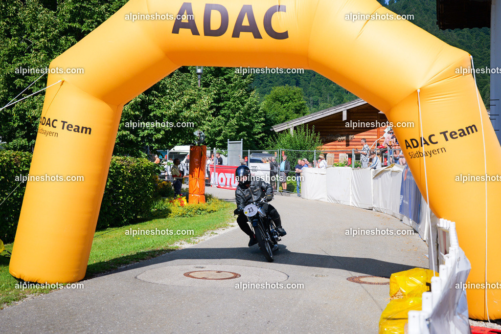 P1025906 | Erleben Sie atemberaubende, hochqualitative Fotos Ihrer Fahrt entlang der malerischen Alpenstraßen. Besuchen Sie alpineshots.com, um professionelle Aufnahmen Ihrer unvergesslichen Reise zu finden und zu kaufen - Realisiert mit Pictrs.com