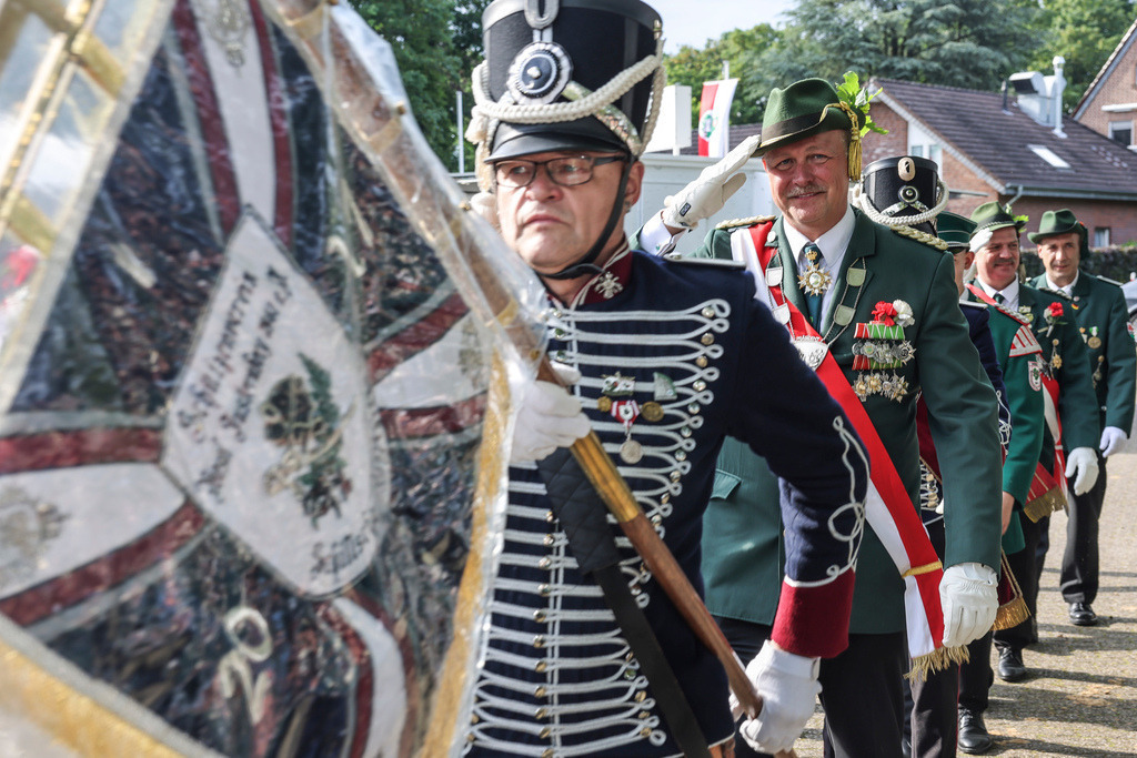 top-top.de 240531-017 | Foto, Video, Fotografie, Videografie, Fotobox, DJ, Discjockey, Musik, Musikbox, Veranstaltung, Photobooth, Amazon, Ebay, Buchtipp, Bestseller, Autor, Verlag, Buch, Wesel, Hamminkeln, NRW, Dinslaken, Rees, Drohne, Hochzeit, Party, Fotobox, Wesel, Fotograf