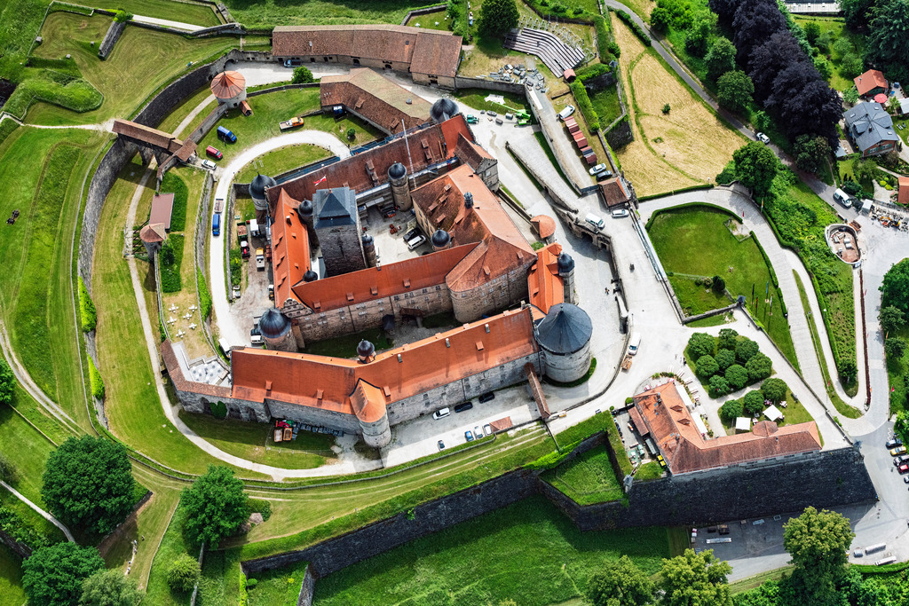 dr__0065566.jpg | KRONACH 15.06.2021 Burganlage der Veste " Festung Rosenberg Kronach " in Kronach im Bundesland Bayern, Deutschland. // Castle of the fortress " Festung Rosenberg Kronach " in Kronach in the state Bavaria, Germany. Foto: Daniel Reiter