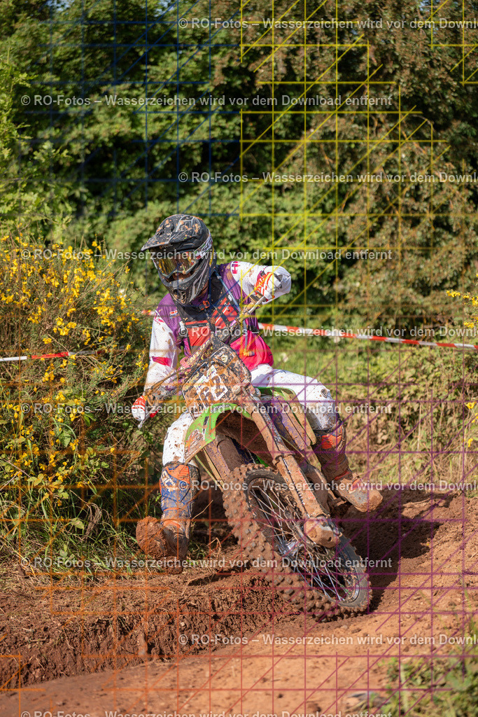 Wolfshausen 4 Lauf -897 | Sportfotografie von RO-Fotos: Motorsport, Motocross, Enduro, Laufveranstaltungen und Triathlon. Professionelle Fotos von Sportlern und Events. - Realisiert mit Pictrs.com