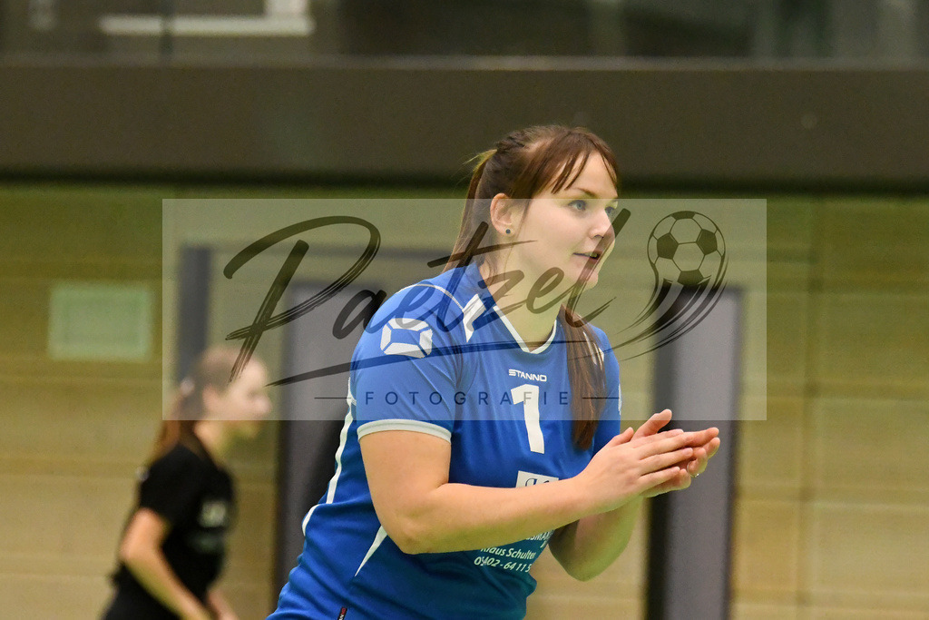 20200208_VCOASC_0055 | Volleyball, Frauen:   waehrend des Spiels der Regionalliga NordWest zwischen VC Osnabrueck und ASC 46 Goettingen in der Schlosswall-Halle am 08.02.2020 in Osnabrueck, Deutschland. - Realisiert mit Pictrs.com