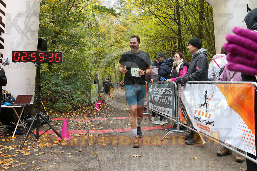 251026_1301_EX1_2224 | Sportfotografie im Rhein-Sieg Kreis, Köln, Bonn, NRW, Rheinland Pfalz, Hessen, etc. Unser Tätigkeitsfeld umfasst den Laufsport vom Volkslauf über den Marathon, Duathlon, Triathon bis zum Ultralauf wie Kölnpfad Ultra oder Schindertrail.
