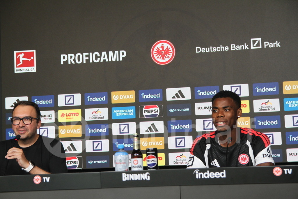 Raphael_Onyedika | Online-Shop | monipfaff.de - Realisiert mit Pictrs.com