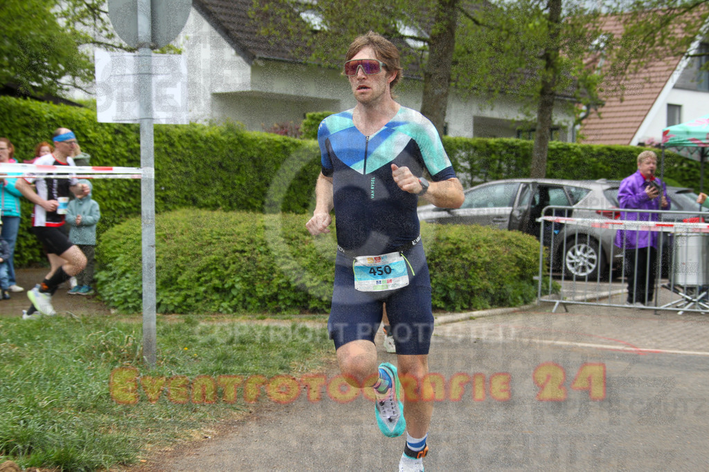 250413_1120_EV4_7550 | Sportfotografie im Rhein-Sieg Kreis, Köln, Bonn, NRW, Rheinland Pfalz, Hessen, etc. Unser Tätigkeitsfeld umfasst den Laufsport vom Volkslauf über den Marathon, Duathlon, Triathon bis zum Ultralauf wie Kölnpfad Ultra oder Schindertrail.