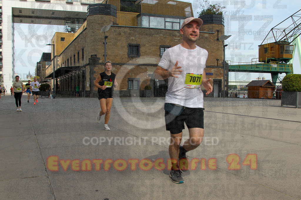 250920_1332_EV4_5981 | Sportfotografie im Rhein-Sieg Kreis, Köln, Bonn, NRW, Rheinland Pfalz, Hessen, etc. Unser Tätigkeitsfeld umfasst den Laufsport vom Volkslauf über den Marathon, Duathlon, Triathon bis zum Ultralauf wie Kölnpfad Ultra oder Schindertrail.