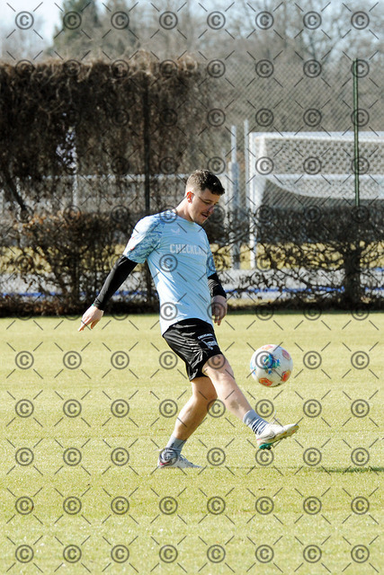 RGE_8691b | Hertha BSC, 2.Bundesliga, Herren, Training auf dem Gebhardt-Platz, Saison 2025/26,  Diego Demme ( Hertha BSC ),  04.03. 2026, Fotograf: Ralf Gebhardt - Realisiert mit Pictrs.com