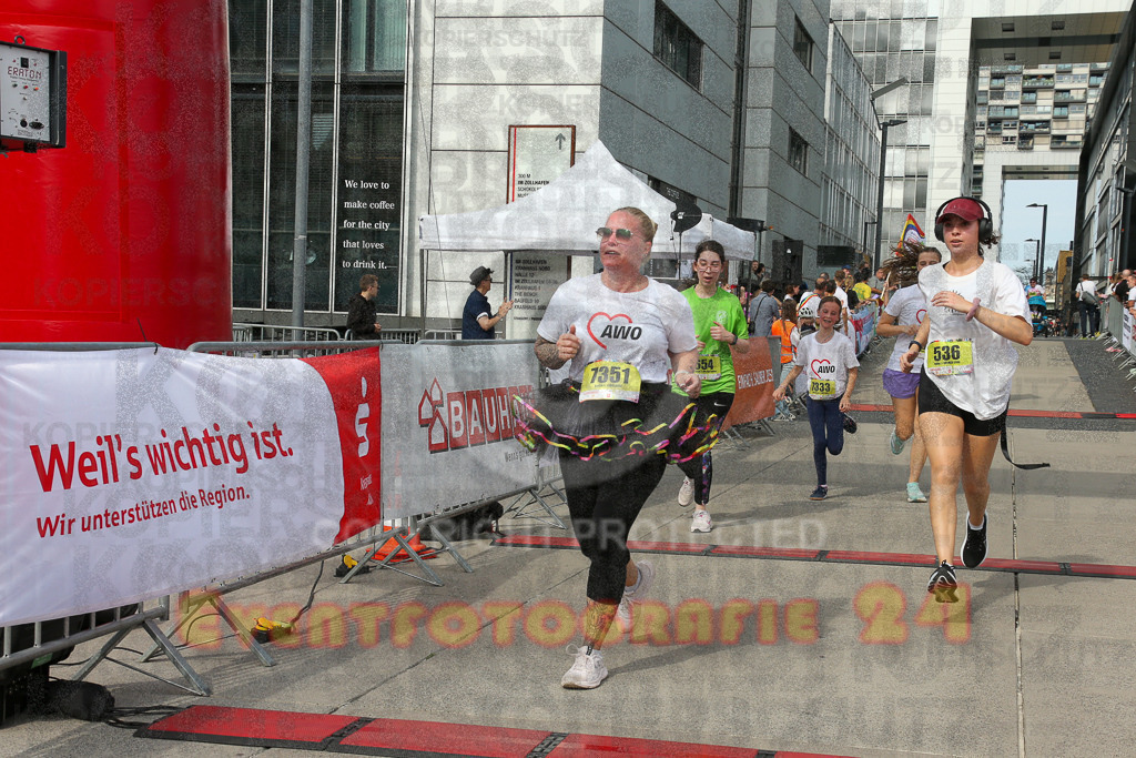 250920_1336_EX1_5751 | Sportfotografie im Rhein-Sieg Kreis, Köln, Bonn, NRW, Rheinland Pfalz, Hessen, etc. Unser Tätigkeitsfeld umfasst den Laufsport vom Volkslauf über den Marathon, Duathlon, Triathon bis zum Ultralauf wie Kölnpfad Ultra oder Schindertrail.