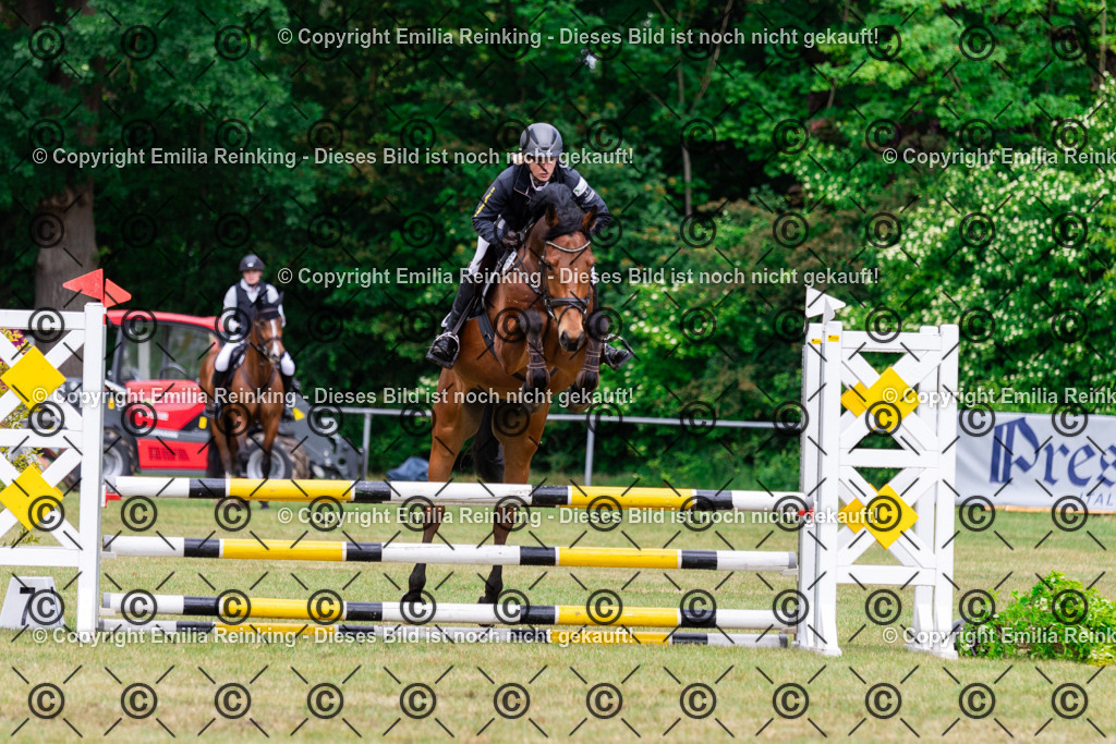 CL5A5595 | Emilia Reinking Fotografie - Realisiert mit Pictrs.com