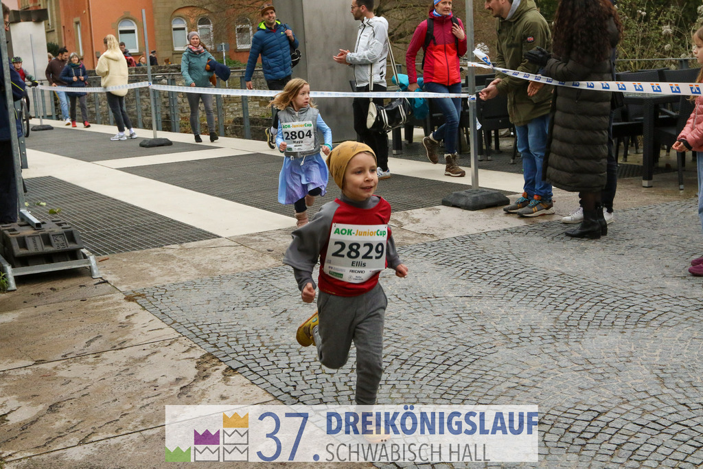 AOK JuniorCup 400m | 3Koenigslauf 2023 - Realisiert mit Pictrs.com
