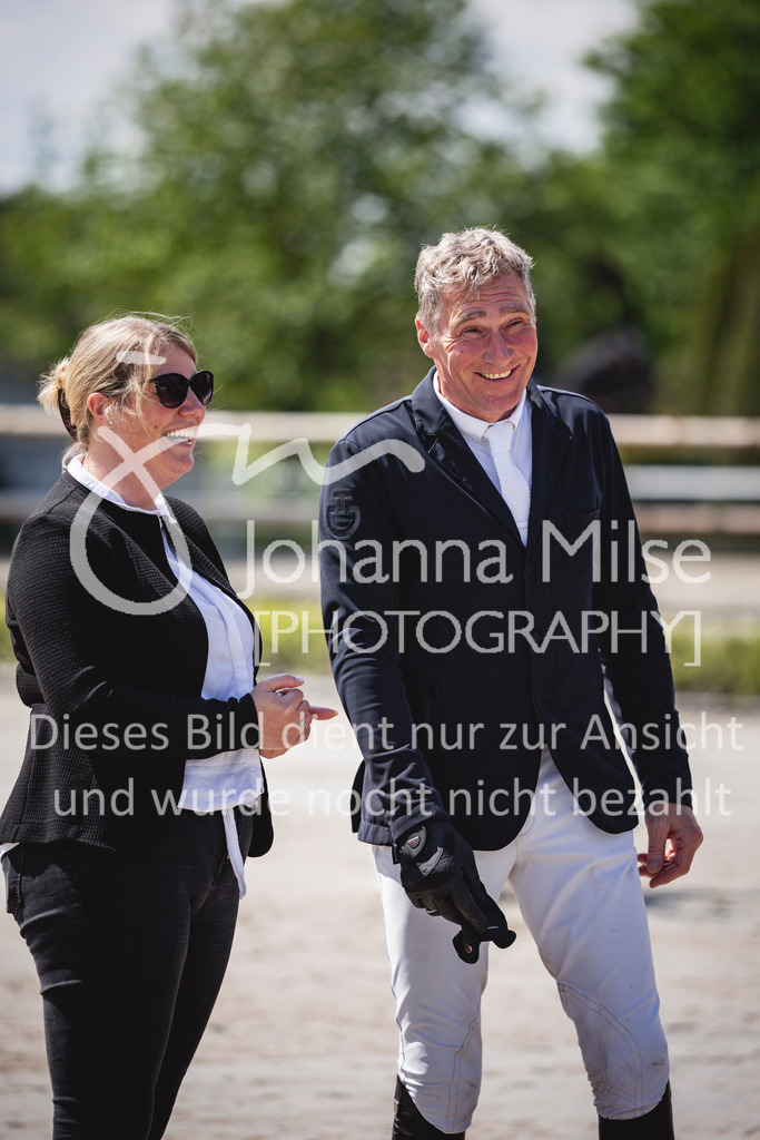 260509_PfSpTa_13_M2-Spr-305 | Deine schönsten Turniermomente als professionelle Fotos! Entdecke hochwertige Pferdesport-Fotografie im Online-Shop. Jetzt Fotos finden & bestellen!