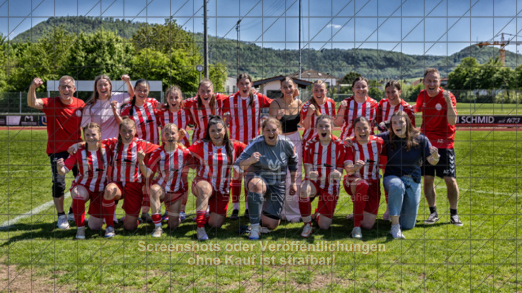 20250501_124838_1033-Bearbeitet | #,1.FC Donzdorf II (rot) vs.1.Göppinger SV (weiß), Fussball, Frauen-Bezirkspokal Halbfinale Saison 2024/2025, Rasenplatz Lautertal Stadion, Süßener Straße 16, 73072 Donzdorf, 01.05.2025 - 10:30 Uhr,Foto: PhotoPeet-Sportfotografie/Peter Harich