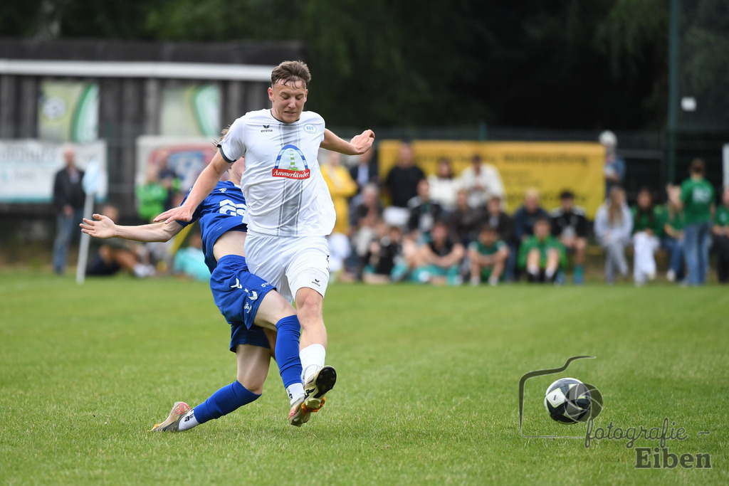 Sport-Duwe Cup | Sport-Duwe Cup Oldenburg; SSV Jeddenloh (weiß)-VFB Oldenburg (blau) am 05.07.2025 in Oldenburg (Sportanlage TuS Eversten), Photo: Philip Eiben 2025 - Realisiert mit Pictrs.com