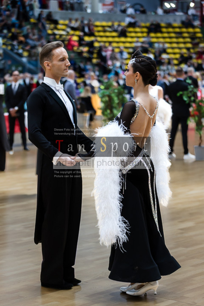20250517_HessenTanzt_WDSF_IntOpen_Std_0895 | Tanzsportbilder, Standardtanz, Lateintanz, WDSF, DTV, LTVB, dancecomp, goc, hessen tanzt, blaues band der spree, walzer, tango, wiener walzer, slowfox, quickstepp, samba, rumba, cha-cha-cha, paso doble. jive, hd-kroft photography, turniertanzsport