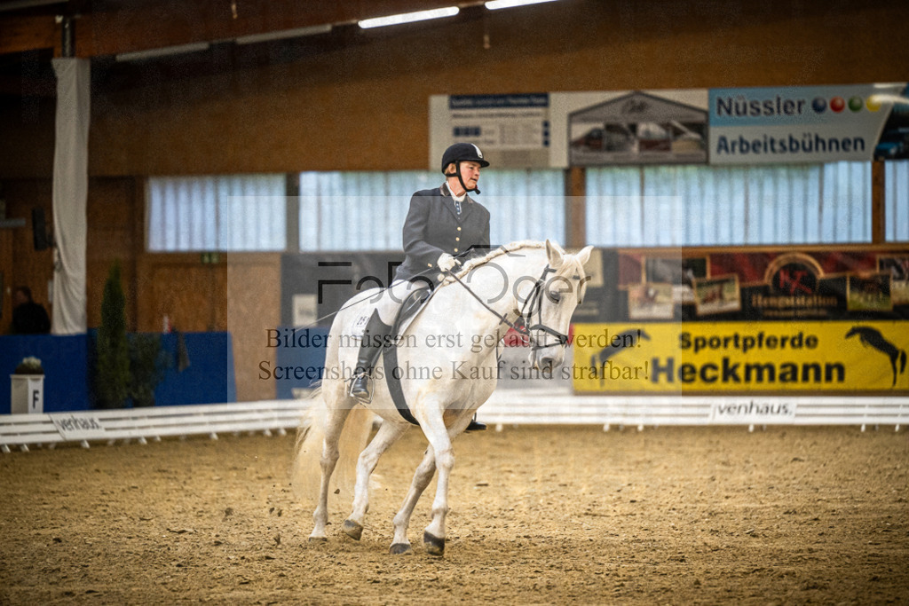 DOS_0746 | Entdecke hochwertige Reitturnierfotos von Foto Oger. Professionell, emotional und authentisch – jetzt Lieblingsmomente im Shop bestellen.Deutschlandweite Turnierfotografie. - Realisiert mit Pictrs.com