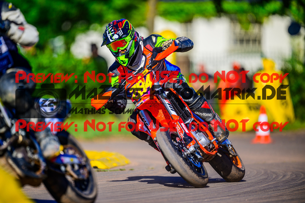 MaZZes_FotoMatrix_240816_6007705_2-368 | S4