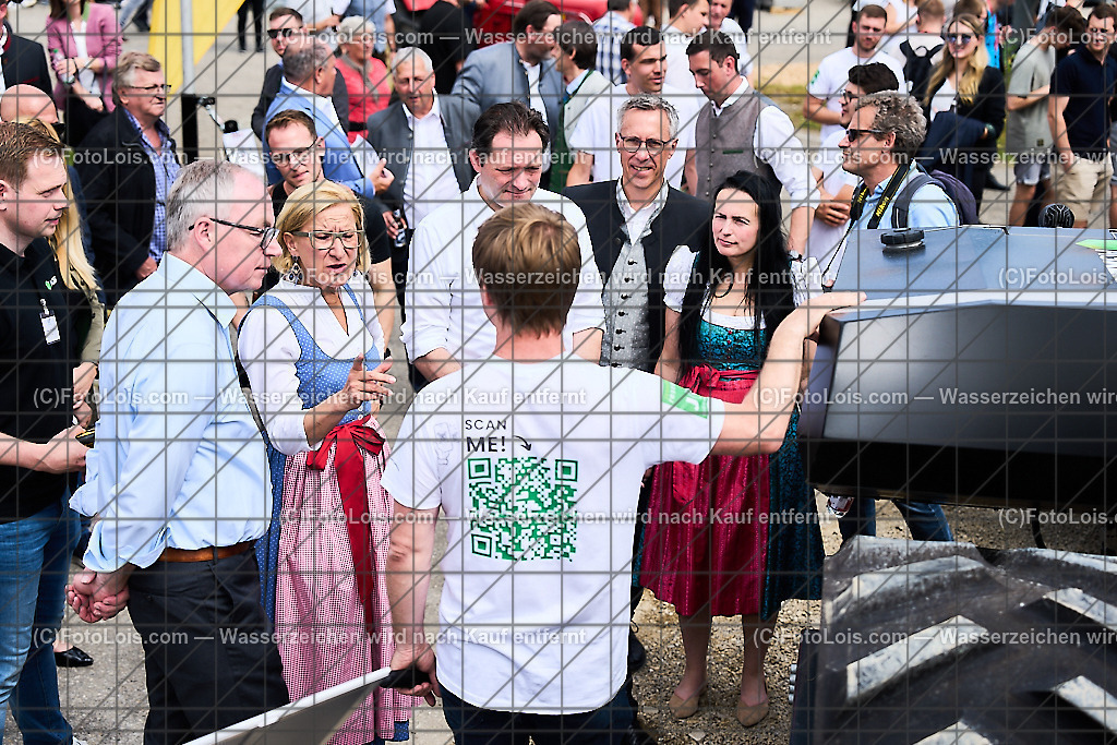 ALP9321_MESSE_LAND-FORST-JAGD_Robotic Framing | (C)FotoLois.com, Alois Spandl, WIESELBURGER MESSE LAND-FORST-JAGD, Eröffnung mit Messerundgang mit BM Norbert Totschnig, LH Johanna Mickl-Leitner, LH-Stv. Stephan Pernkopf, LLK Johannes Schmuckenschlager, GF Marion Heim, Hannes Heindl, Bgm. Josef Leitner, Bgm. Franz Rafetseder, ..., Do 6. Juni 2024.